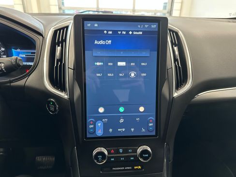Used 2024 Ford Edge Titanium AWD/4WD image 17