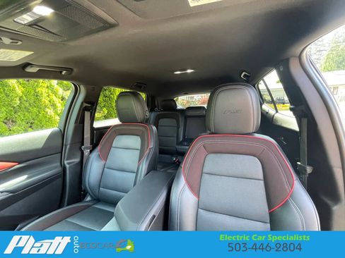 Used 2024 Chevrolet Equinox EV RS FWD image 41