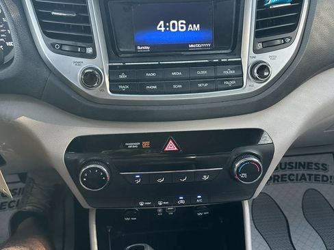 Used 2018 Hyundai Tucson SE FWD image 8