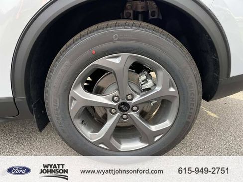 New 2026 Ford Escape ST-Line FWD image 11