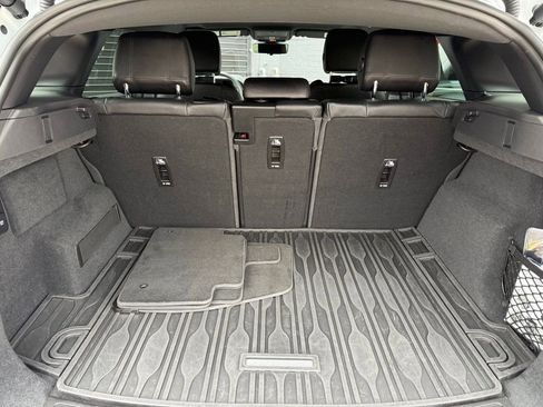 Used 2020 Land Rover Range Rover Evoque First Edition image 32