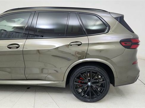 Used 2026 BMW X5 sDrive40i w/ M Sport Package image 10