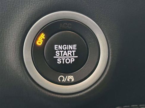 Used 2022 Dodge Challenger R/T Scat Pack RWD image 18