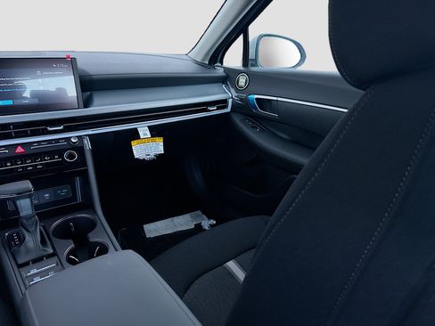 New 2026 Hyundai Sonata SE FWD image 16