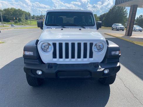 Used 2019 Jeep Wrangler Unlimited Sport S AWD/4WD image 3