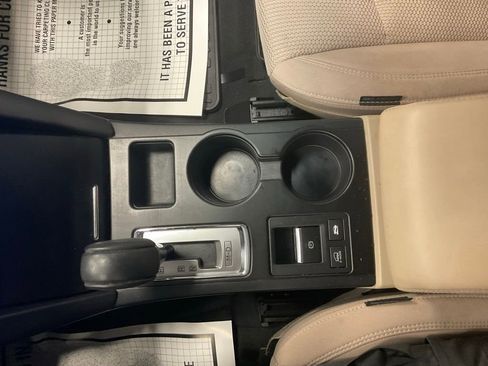 Used 2018 Subaru Outback 2.5i Premium AWD/4WD image 20