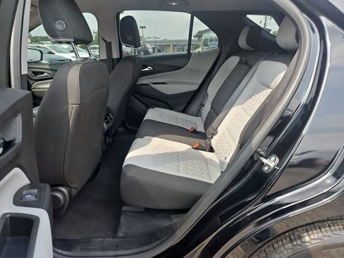 Used 2024 Chevrolet Equinox LS FWD image 24
