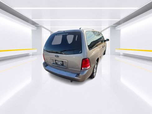 Used 2004 Ford Freestar SE FWD image 4