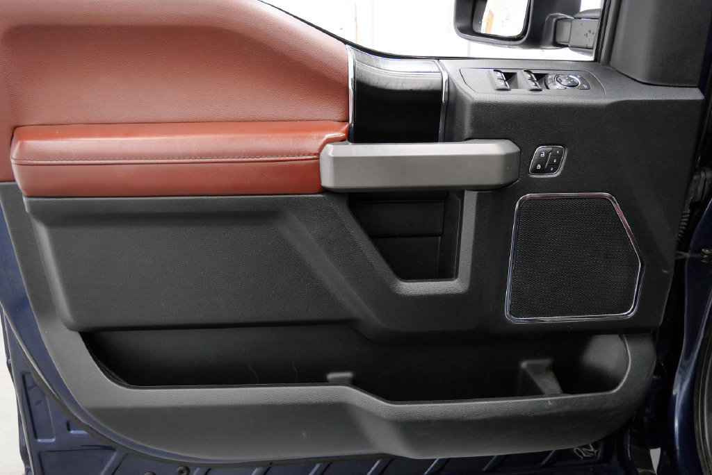 Used 2019 Ford F150 Platinum w/ Technology Package AWD/4WD image 14