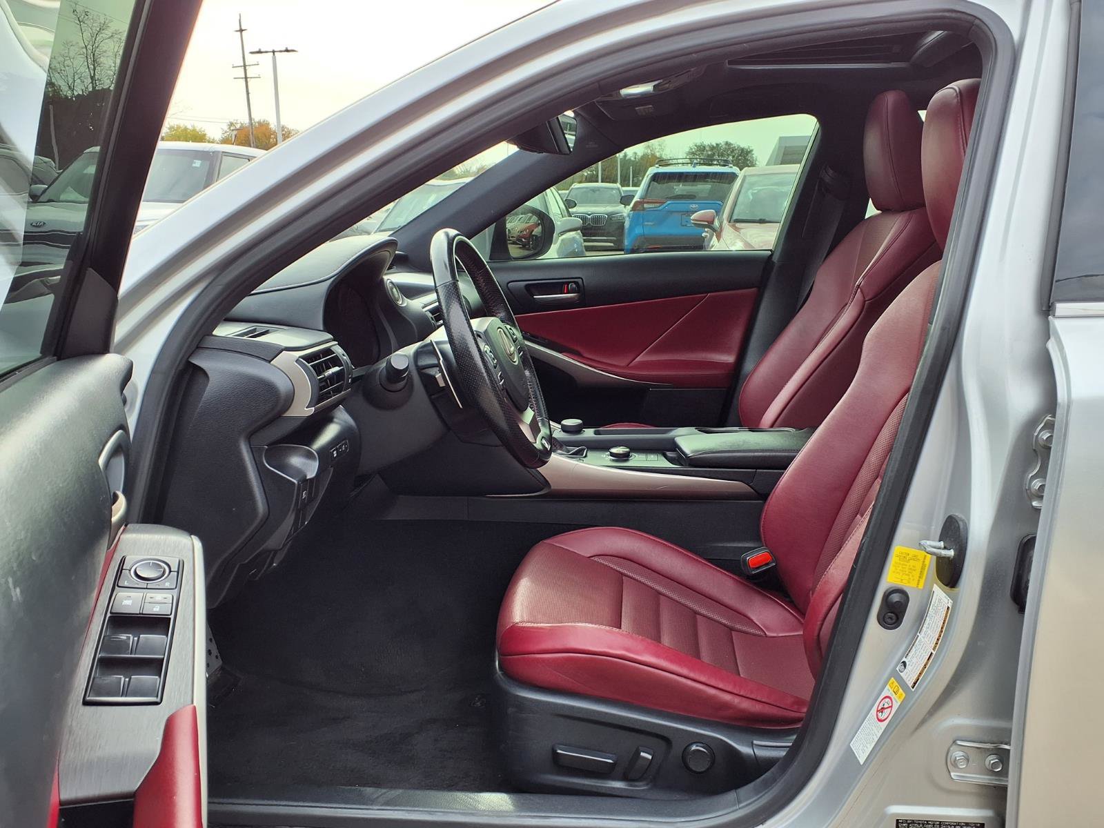 Used 2019 Lexus IS 300 F Sport w/ F Sport Package AWD/4WD image 16