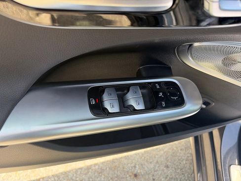 Used 2026 Mercedes-Benz C 300 4MATIC Sedan image 10