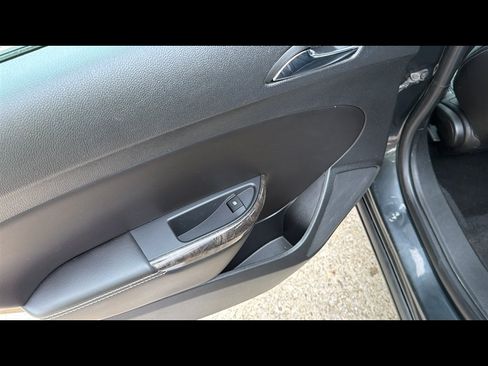 Used 2015 Buick Verano Leather FWD image 21