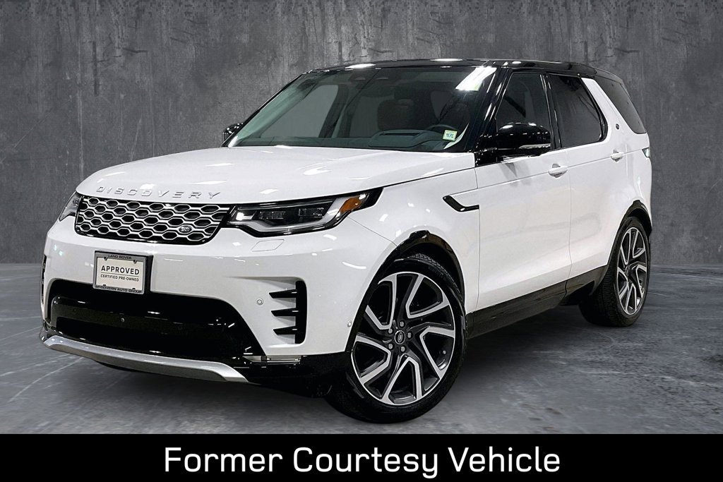 Used 2025 Land Rover Discovery Metropolitan Edition AWD/4WD image 1