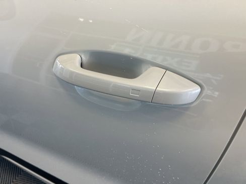 New 2026 Kia Seltos SX w/ SX Sunroof Package image 10