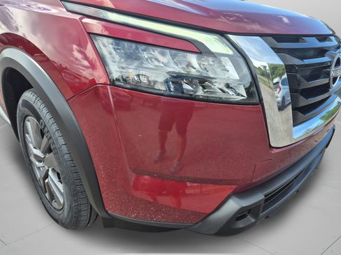 Certified 2024 Nissan Pathfinder SV AWD/4WD image 35