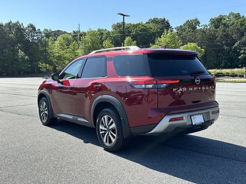 Certified 2023 Nissan Pathfinder SL AWD/4WD image 7