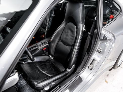 Used 2005 Porsche 911 Carrera S RWD image 18