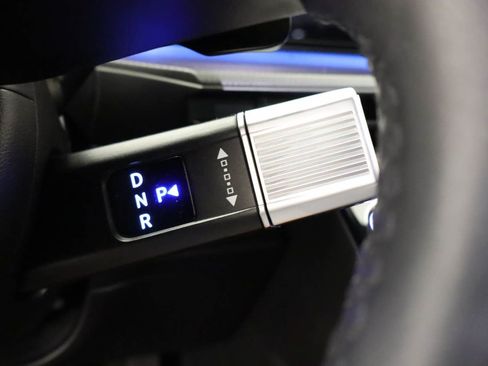 Used 2025 Hyundai Santa Fe Calligraphy AWD/4WD image 9