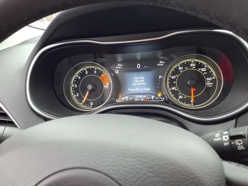 Used 2021 Jeep Cherokee Limited AWD/4WD image 24