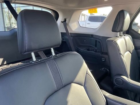 Used 2023 Honda Pilot EX-L image 26