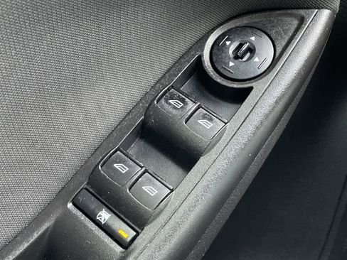 Used 2018 Ford Focus SE image 24