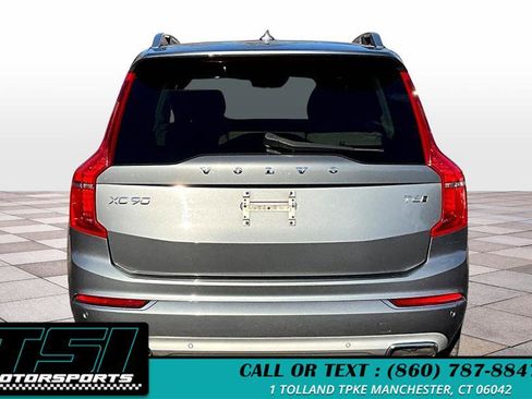 Used 2016 Volvo XC90 T6 Momentum image 4