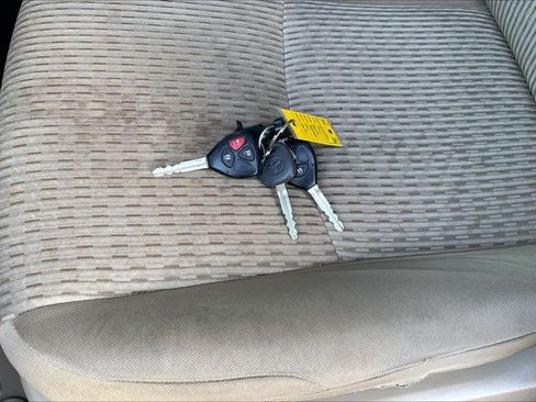 Used 2017 Toyota 4Runner SR5 image 13