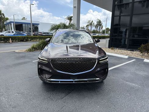 Used 2023 Genesis GV70 2.5T w/ Advanced Package AWD/4WD image 3