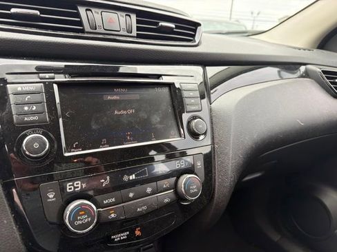 Used 2020 Nissan Rogue Sport SV AWD/4WD image 9