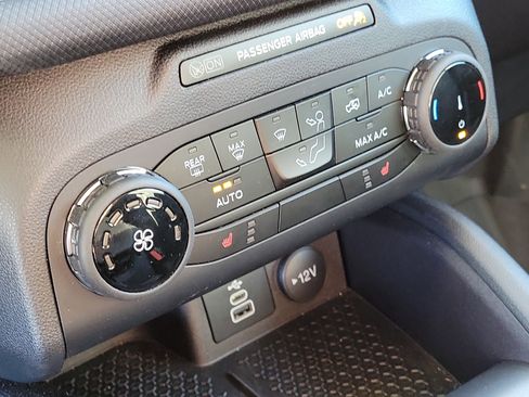 Used 2024 Ford Bronco Sport Badlands image 28