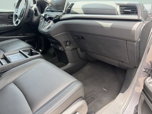 Used 2025 Honda Odyssey EX-L image 17