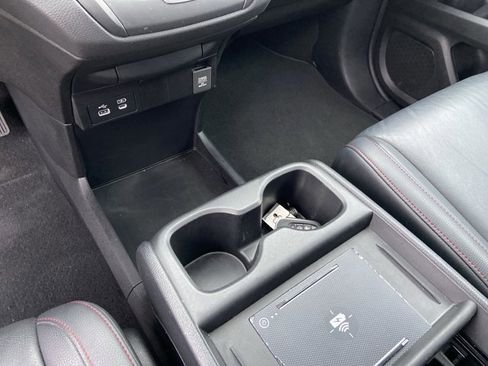 Used 2025 Honda Odyssey Sport-L image 12