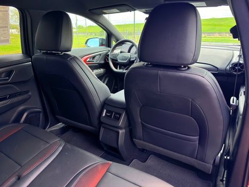 New 2026 Chevrolet Equinox EV RS FWD image 26