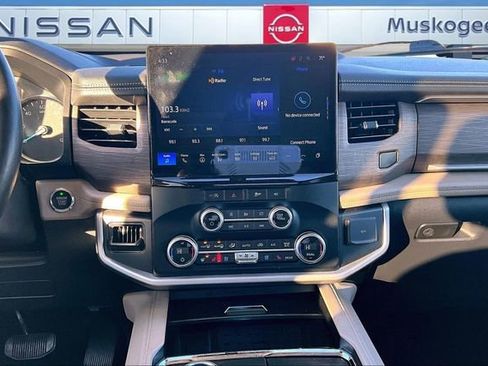 Used 2024 Ford Expedition Limited image 9