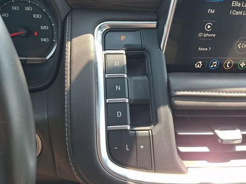 Used 2021 Chevrolet Tahoe Z71 AWD/4WD image 16