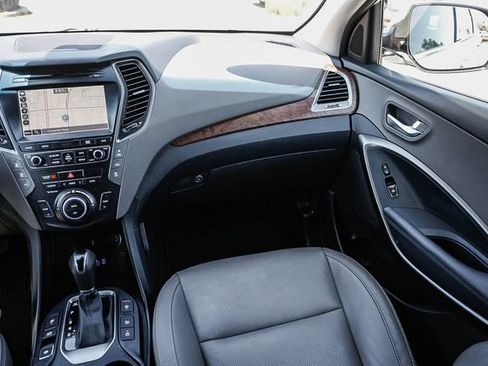 Used 2018 Hyundai Santa Fe Limited AWD/4WD image 18