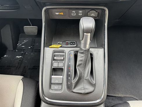 Used 2024 Honda CR-V EX image 11