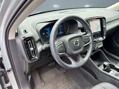 Certified 2025 Volvo XC40 B5 Core w/ Protection Package Premier