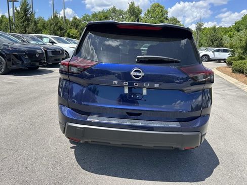 New 2026 Nissan Rogue SV FWD image 6