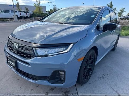Used 2025 Honda Odyssey Sport-L image 3