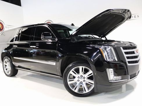 Used 2020 Cadillac Escalade ESV Premium Luxury image 70