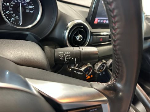 Used 2019 MAZDA MX-5 Miata RF Grand Touring RWD image 21