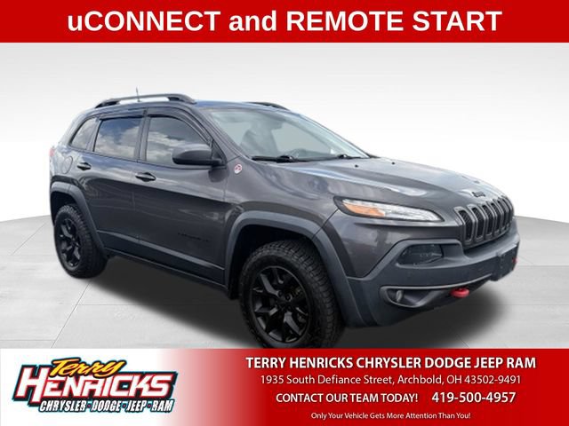 Used 2018 Jeep Cherokee Trailhawk w/ Cold Weather Group AWD/4WD 360° Tour