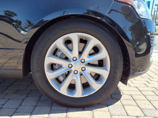 Used 2016 Land Rover Range Rover HSE AWD/4WD image 9
