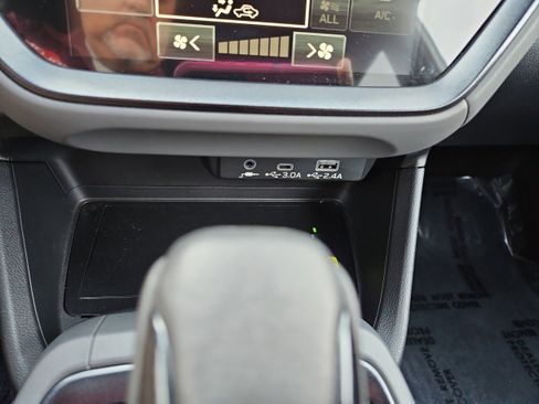 Used 2025 Subaru Crosstrek 2.5i Sport w/ Crosstrek Mirror Package image 15