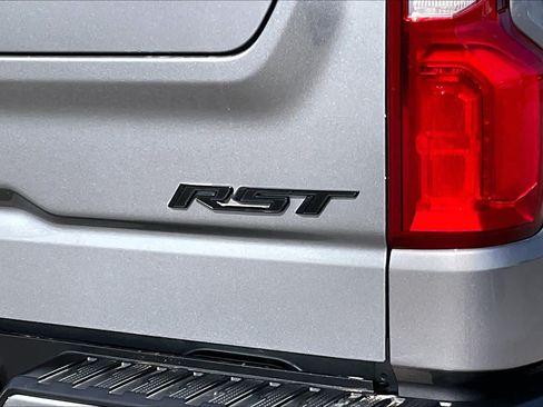 Used 2023 Chevrolet Silverado 1500 RST w/ Convenience Package II AWD/4WD image 10