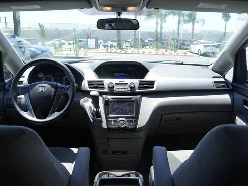 Used 2015 Honda Odyssey EX image 27