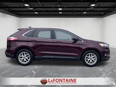 Used 2021 Ford Edge SEL w/ Convenience Package image 6