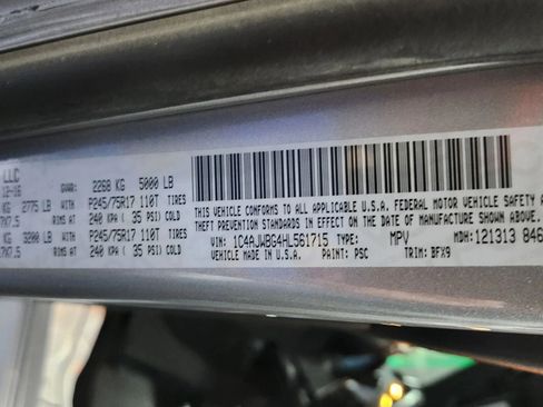 Used 2017 Jeep Wrangler Sahara image 56