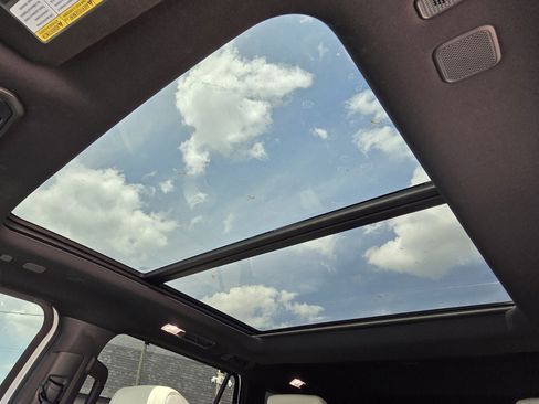 Certified 2025 Toyota Sequoia Capstone AWD/4WD image 15